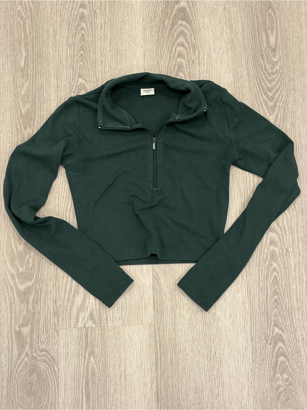 Aritzia—Sunday Best Forest Green Quarter-Zip Long Sleeve Crop Top